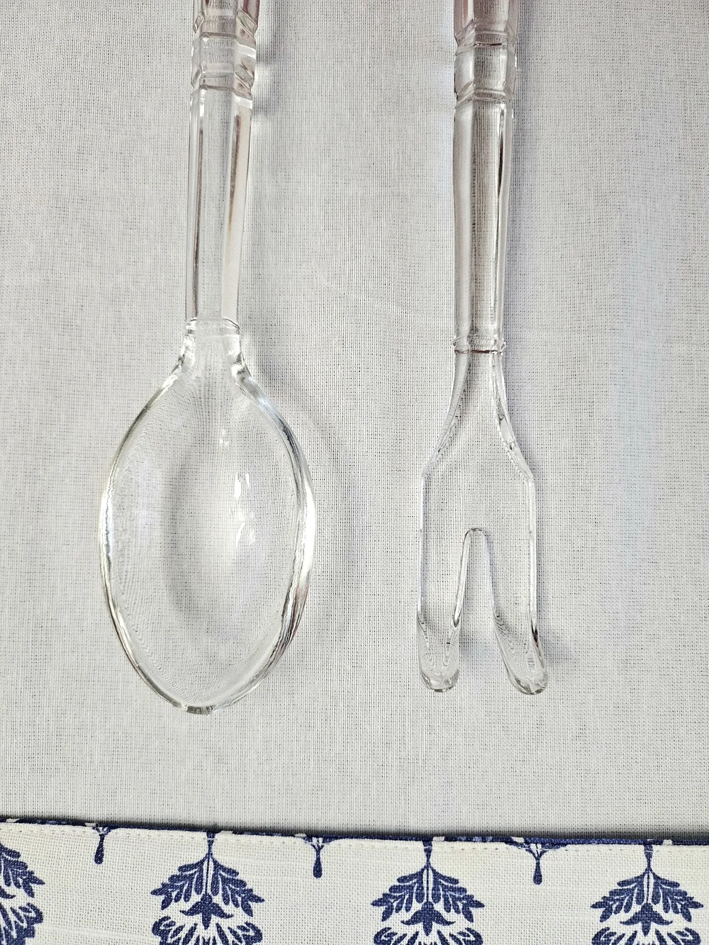 VINTAGE Clear Glass Salad Serving Set Spoon & Fork Ribbed Handle 1960s
